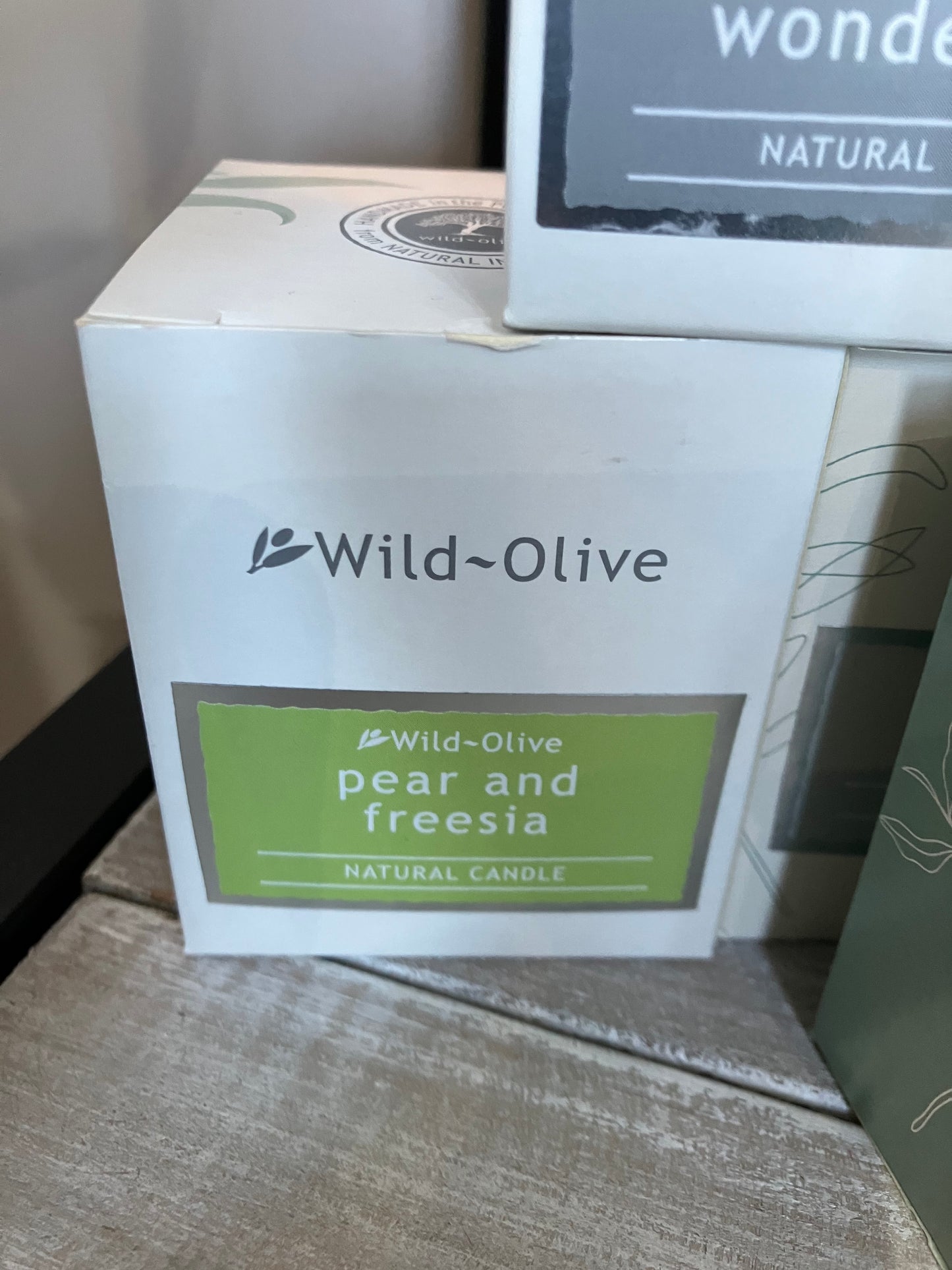 Wild Olive small glass candle