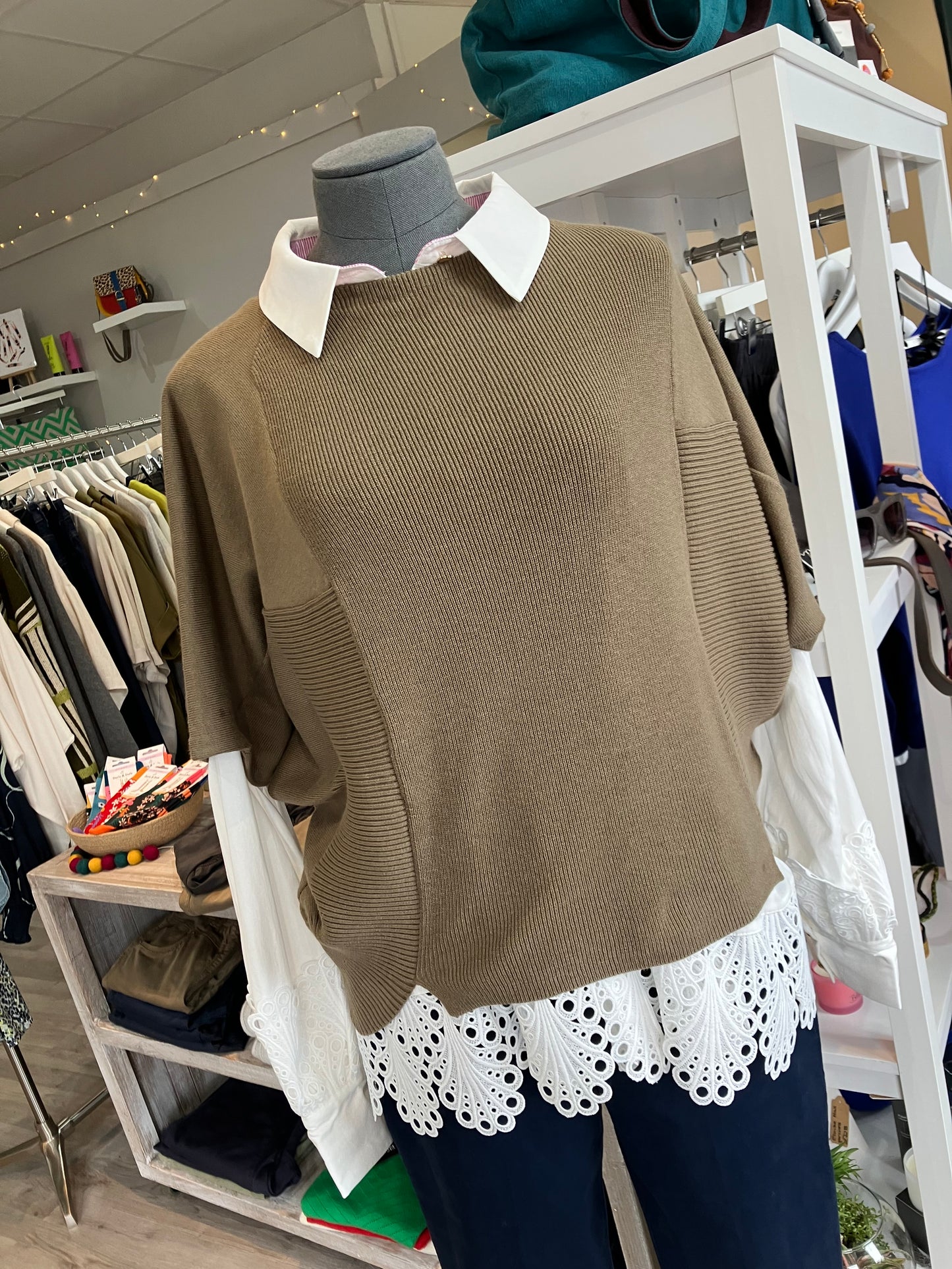 Yaya soft round sweater with short sleeve and rib detail