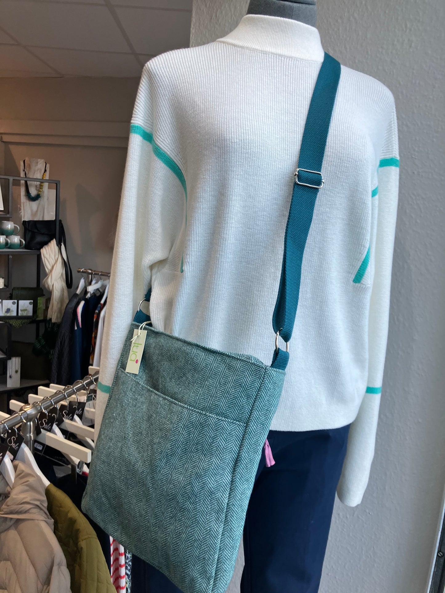 Lua Large messenger bag in teal