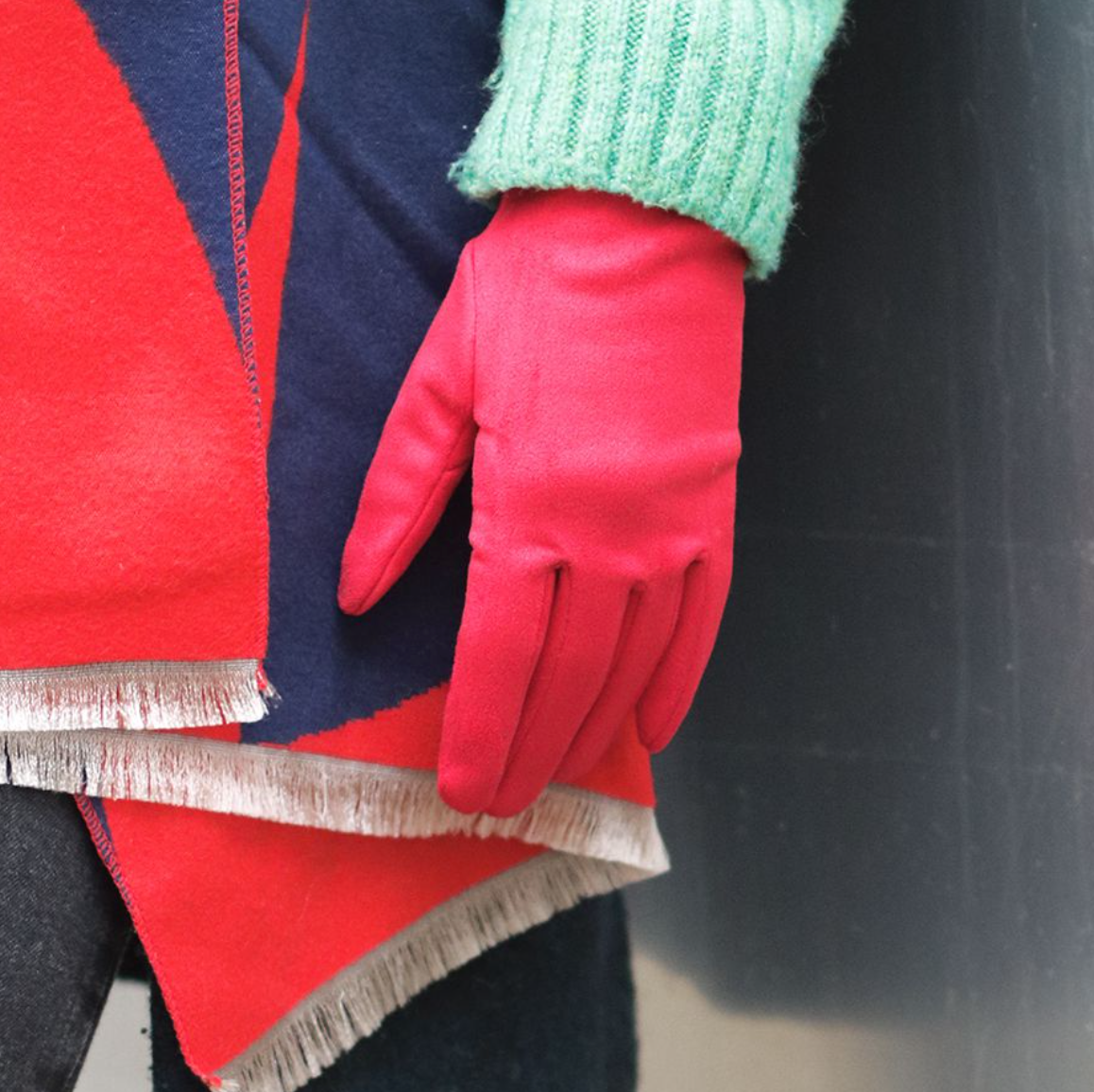 POM Crimson faux suede fur gloves