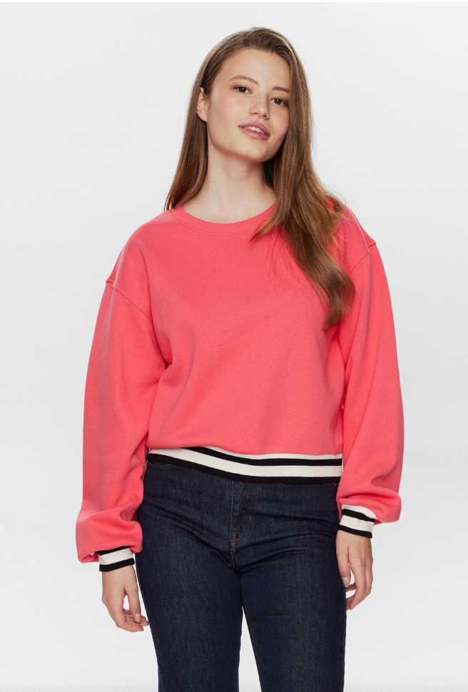 Numph Nuada sweatshirt in geranium red