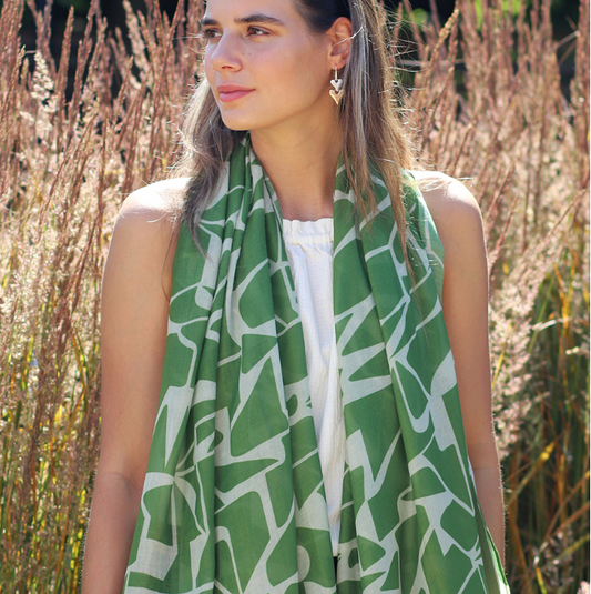 POM Green and ecru abastract shatter print Repreve scarf