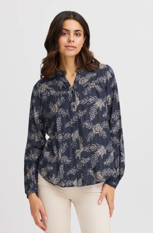 Fransa Lela shirt in navy blazer