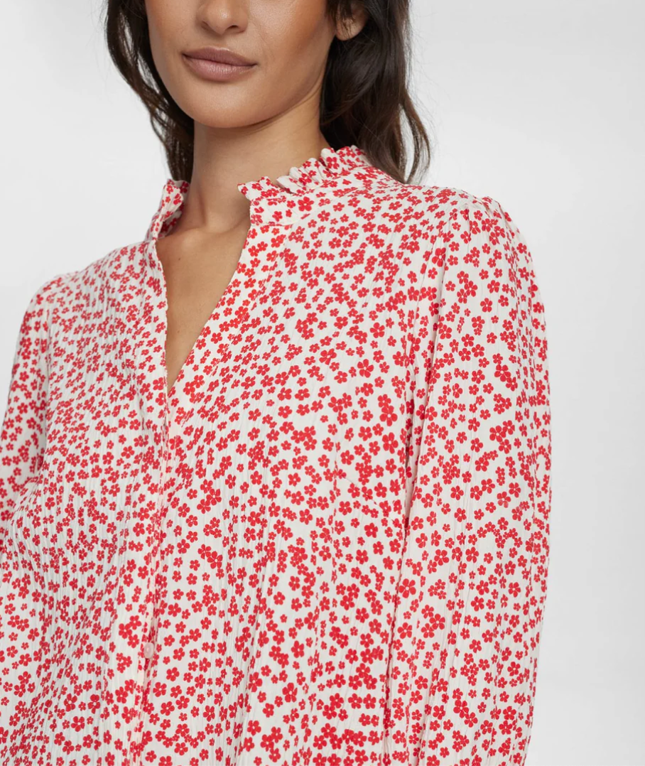 Numph Nuiva blouse in geranium red