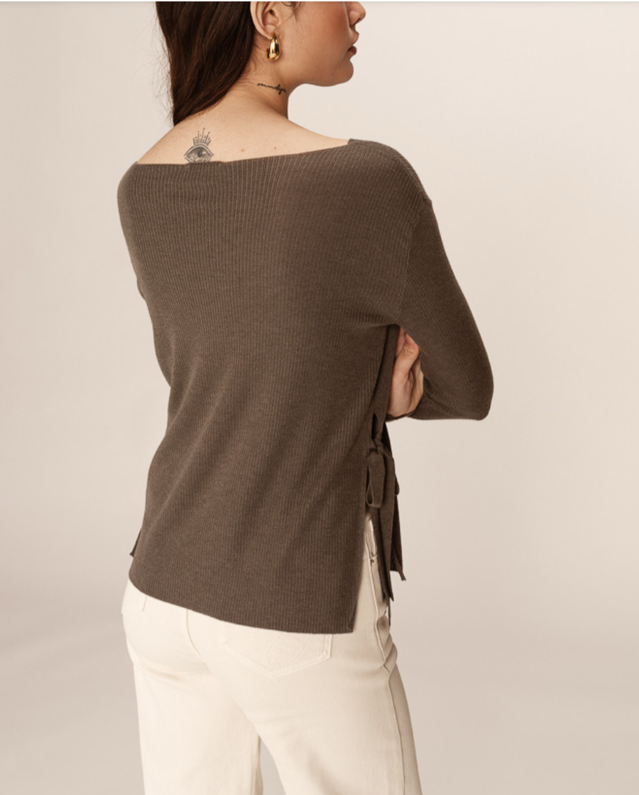 Grace & Mila Palmer boatneck sweater with side ties