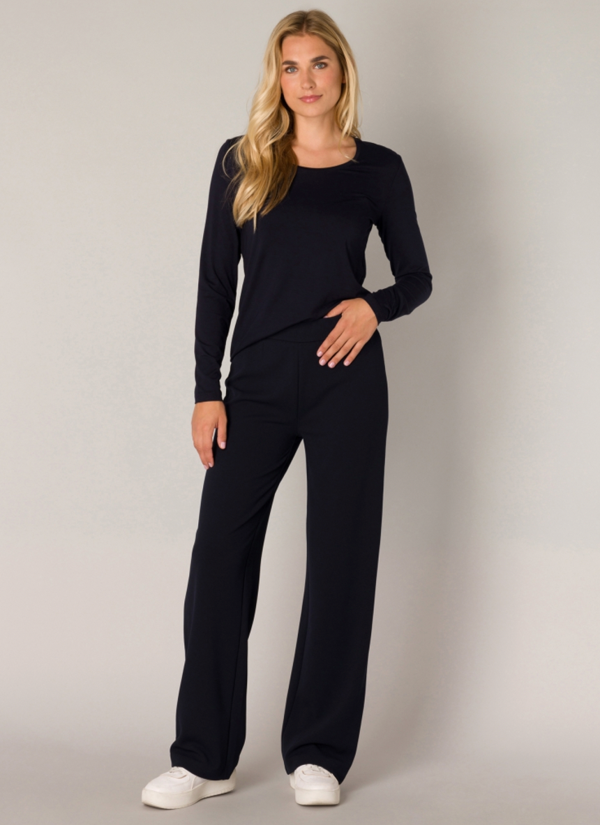 Base Level Yarah trouser pants in navy